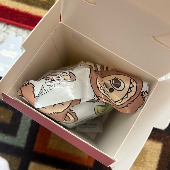 Pop Mart Exciting Macarons The Monsters Labubu Figure - Picture 4 of 5